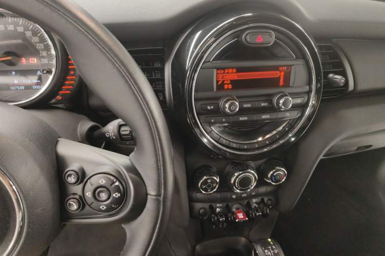 Used MINI 2014 1.2T ONE+ Audio And AC Panel