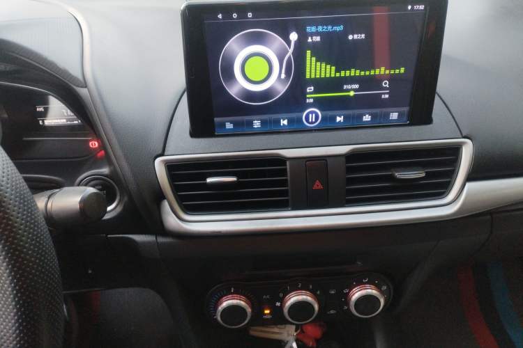 Used Mazda 3 Axela 2017 Sedan 1.5L Automatic Comfort Model Emission Standard China V Audio And AC Panel