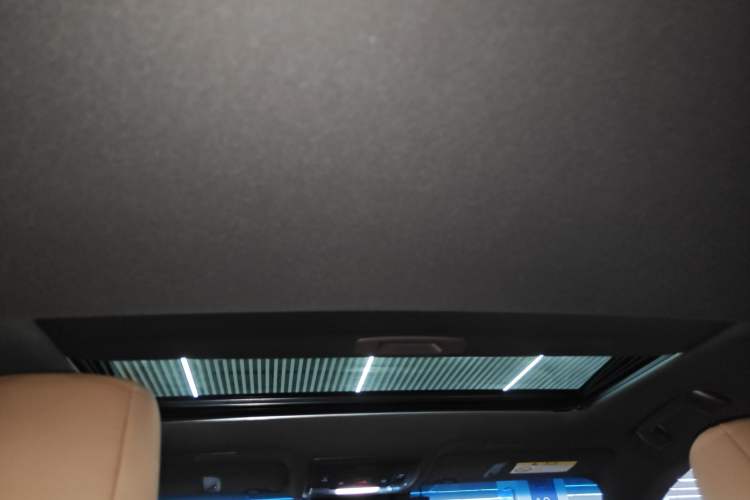Used Lexus ES 2020 300h Premier Edition Headliner