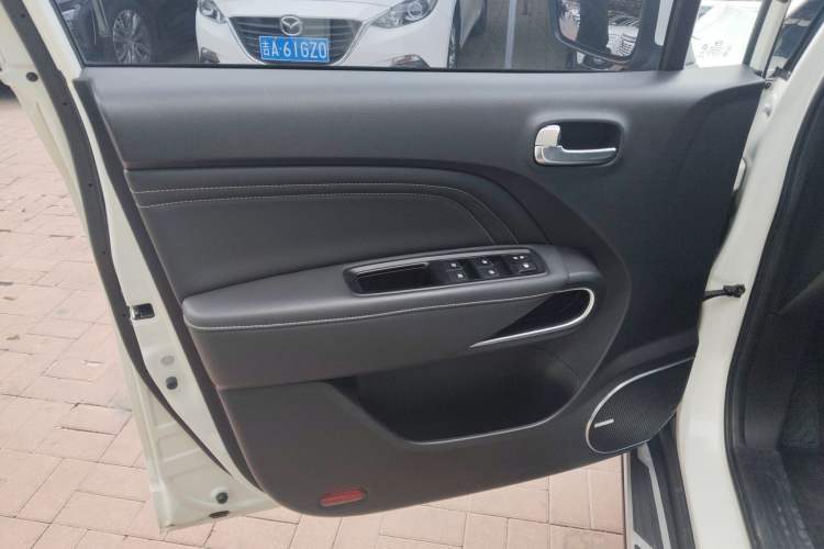 Used GAC Trumpchi GS3 2021 POWER 270T Automatic Luxury Edition Left Front Door Interior