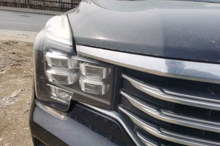 Used GAC Trumpchi GS7 2017 320T Two-Wheel-Drive Luxury Smart Connectivity Model
