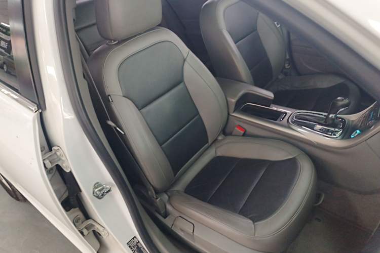 Used Chevrolet Malibu 2014 2.0L Automatic Luxury Edition