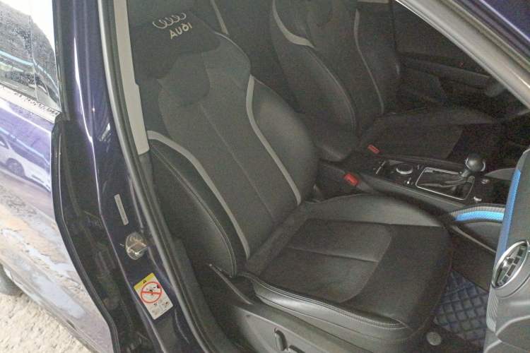 Used Audi Q2L 2021 35 TFSI Fashion Dynamic Model