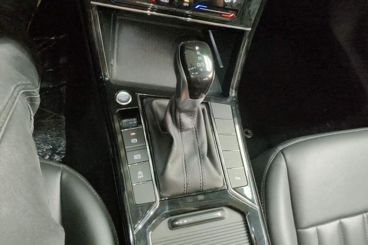 Used Volkswagen Passat 2023 330TSI Starry Elite Edition
