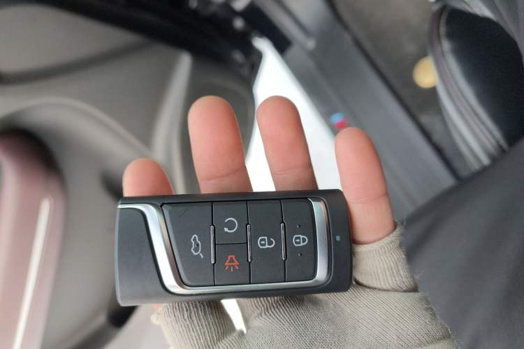 Used GAC Trumpchi M6 2023 PRO 270T DCT Luxury Edition