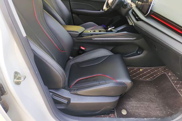 Used Geely Auto Binray 2022 Binrui COOL 1.5T DCT Electric Edition Right Front Seat