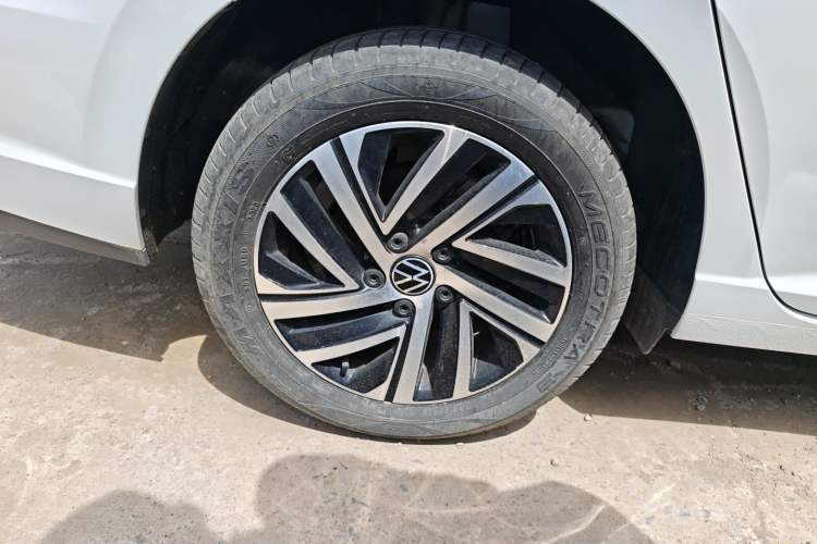 Used Volkswagen Lavida 2023 300TSI DSG Full-Comfort Edition
