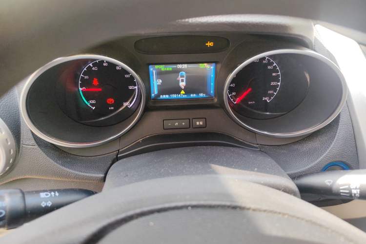 Used BYD Yuan New Energy 2018 EV360 Smart Connected Cool Model