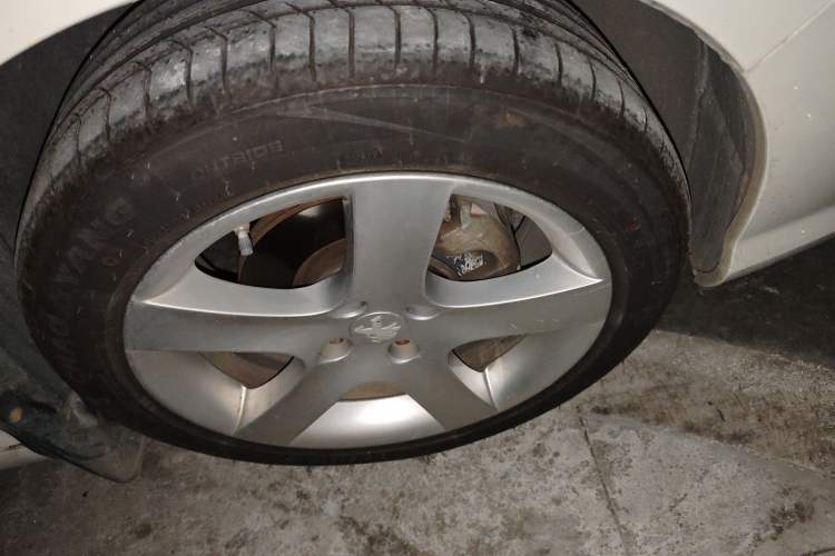 Used Peugeot 408 2013 2.0L Automatic Comfort Edition
