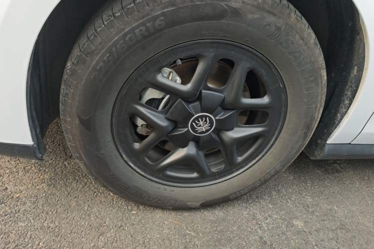 Used BYD Qin PLUS 2025 DM-i Smart Drive 55KM Leading Model
