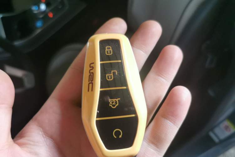 Used BYD Destroyer 05 2024 HONOR Edition DM-i 55KM Luxury Model Vehicle Key