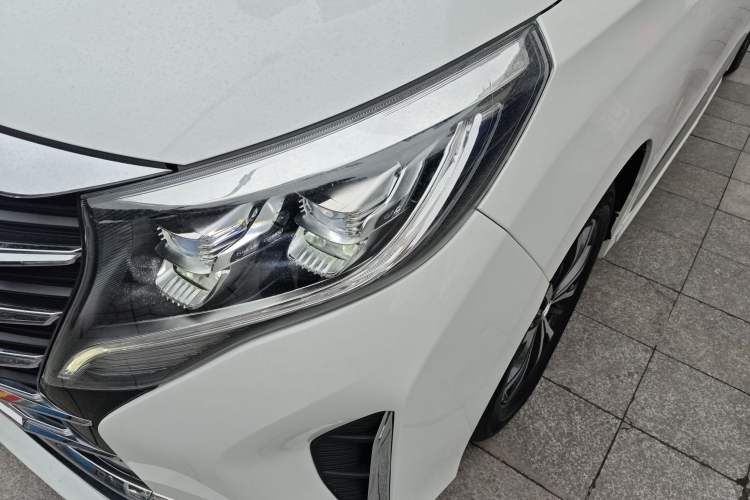 Used GAC Trumpchi M8 2023 Lingxiu Series 390T Deluxe Edition Left Front Headlight