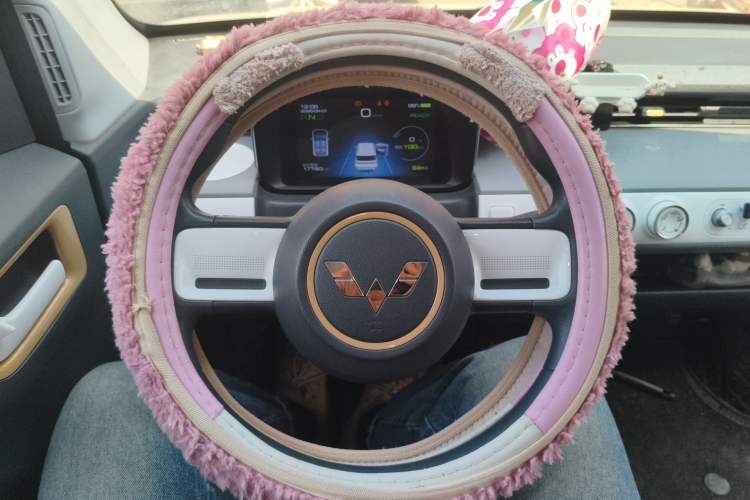 Used Wuling Hongguang MINIEV 2022 GAMEBOY 200km Gaming Edition with Lithium Iron Phosphate
