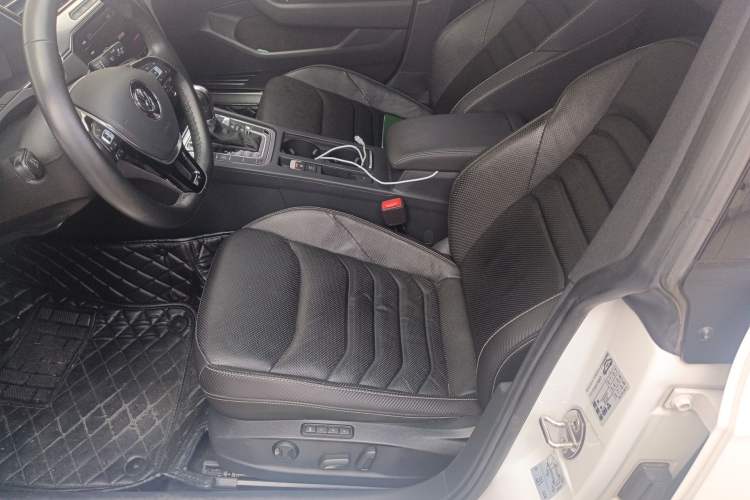 Used Volkswagen FAW-Volkswagen CC 2019 330TSI Glamour Edition China V Standard