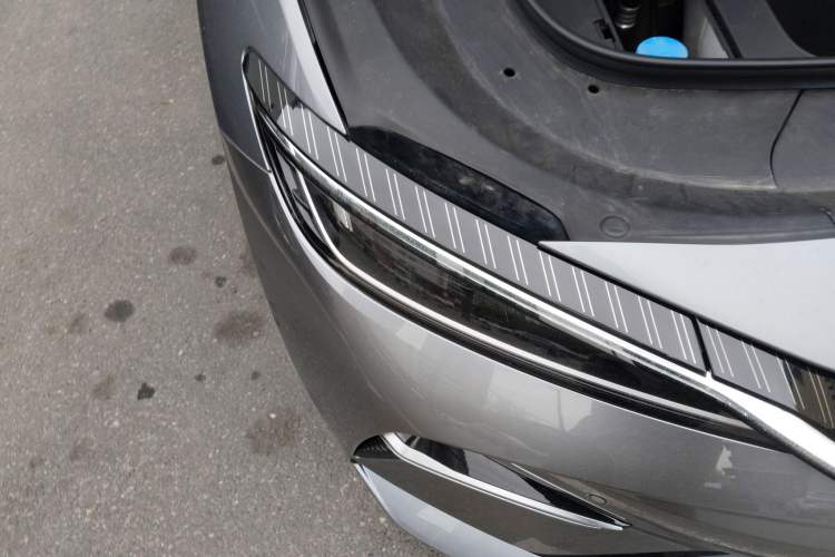 Used BYD Song L EV 2024 662 km Excellence Version Right Front Headlight