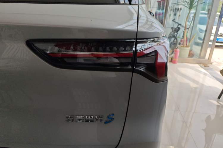 Used Wuling Xingguang S 2024 130km Flagship Version Right Rear Taillight