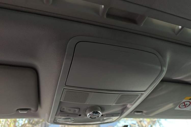 Used Volkswagen Sagitar 2017 230TSI Automatic Comfort Version Headliner