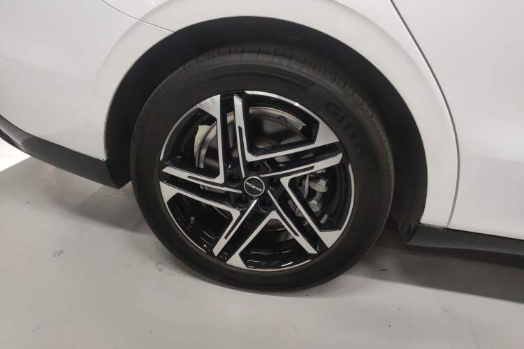 Used Roewe D7 2023 EV 510km Rear-Drive Flagship Edition
