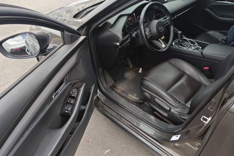 Used Mazda 3 Axela 2021 2.0L Automatic Zhiya Edition