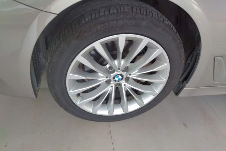 Used BMW 5 Series 2019 525Li Luxury Package
