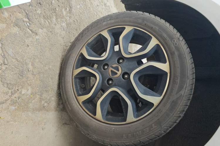 Used JMEV Ezi EV3 2021 Xiaolaidi Yuerun Model Exterior 5