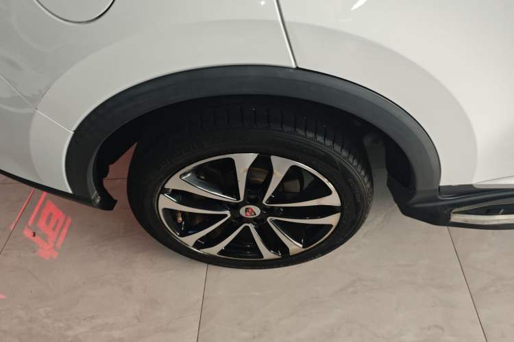 Used Roewe RX3 2018 1.6L CVT Flagship Edition Exterior 5