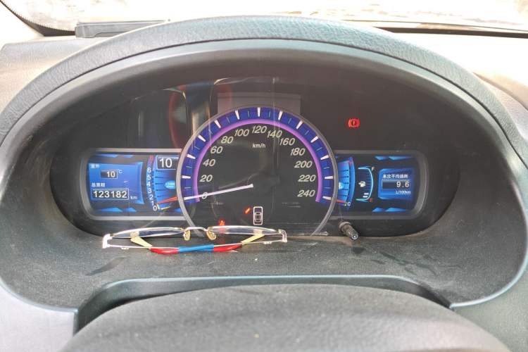 Used BYD S6 2014 1.5TI Manual Luxury 5-Seater Instrument Cluster
