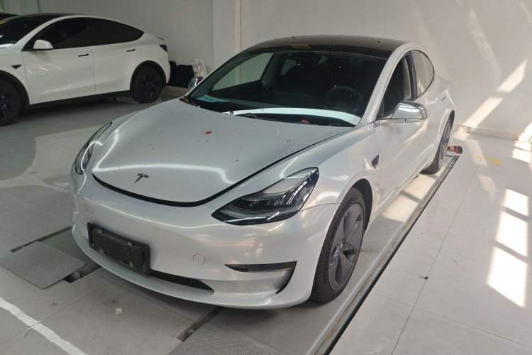 Used Tesla Model 3 2019 Long-Range Rear-Wheel-Drive Version