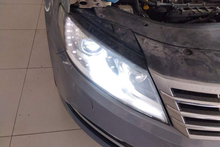 Used Volkswagen FAW-Volkswagen CC 2015 2.0 TSI Luxury Model Right Front Headlight