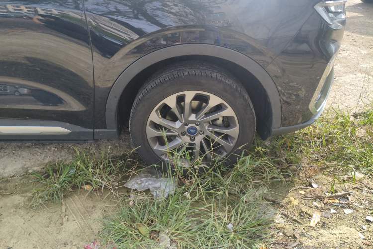 Used Ford Equator 2021 EcoBoost 225 Premier 7-Seater (2/2/3)
