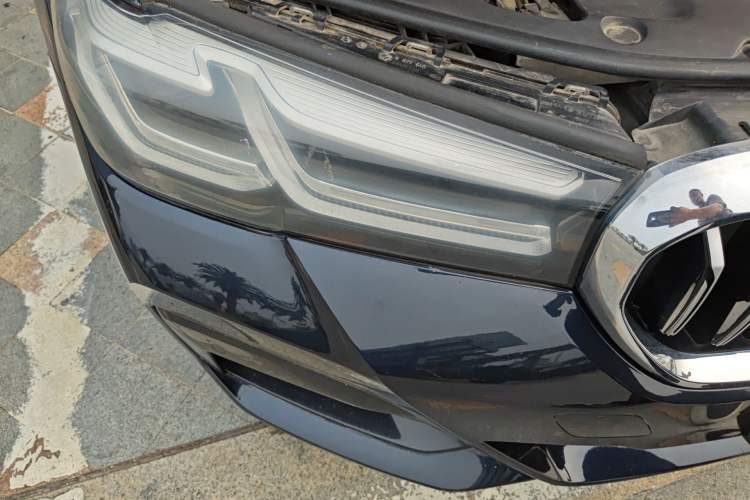 Used BMW 5 Series New Energy 2021 535Le M Sport Package Right Front Headlight