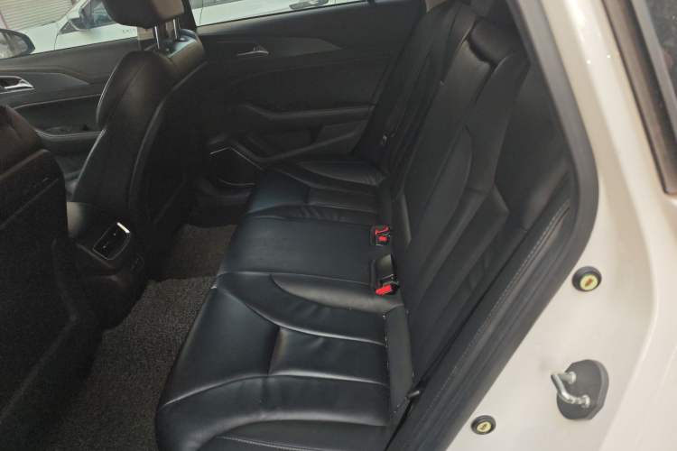 Used Hongqi H5 2020 1.8T Automatic ZhiLian QiYun Edition
