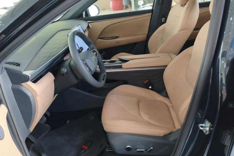 Used ARCFOX Alpha T5 2025 520 MAX
