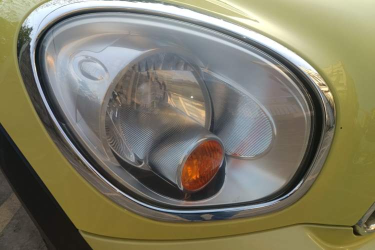 Used MINI Countryman 2011 1.6L COOPER Fun Right Front Headlight
