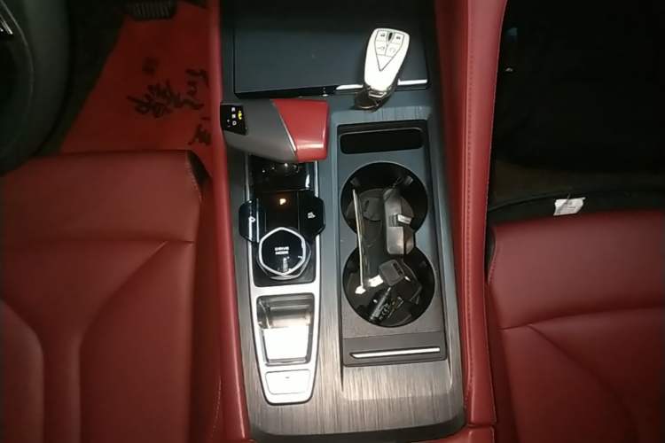 Used CHANGAN CS75 PLUS 2022 Second-Generation 2.0T Automatic Prestige Model