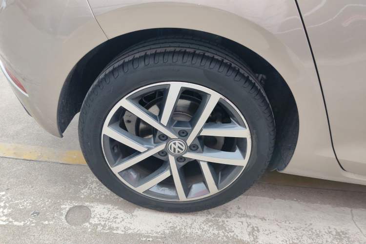 Used Volkswagen Golf 2020 280TSI DSG Comfort Version Exterior 5