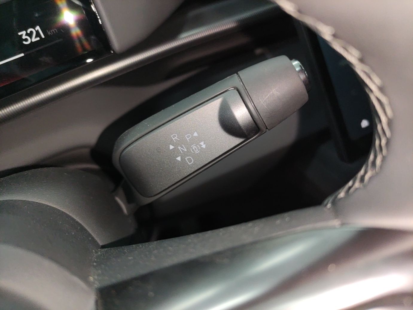 XPeng P7 2025 Model—750 All-Wheel-Drive High-Performance Ultra — снимка 16