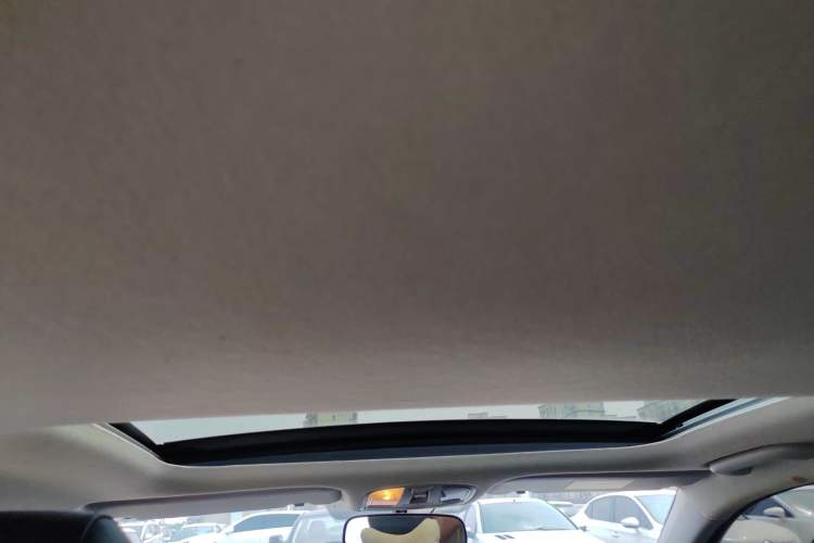 Used Hyundai Lafesta 2019 280TGDi Smart Speed Version China VI Standard Headliner