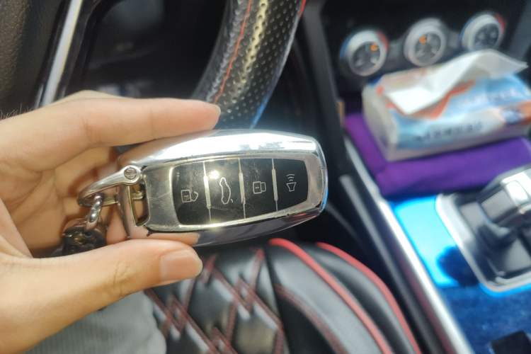 Used Haval H6 2021 Sport Edition 1.5T Automatic Elite Smart Connectivity Model with Hexagonal Grille