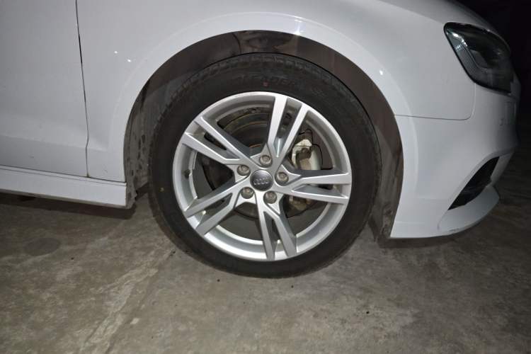 Used Audi A3 2019 Limousine 35 TFSI Fashion Edition China VI Emission Standard
