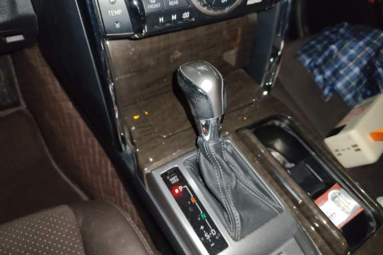 Used Toyota Reiz 2013 2.5V Shangrui Edition
