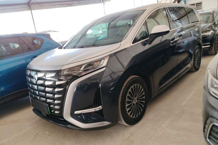 Used Denza D9 2022 DM-i 970 Four-Wheel Drive Flagship Model