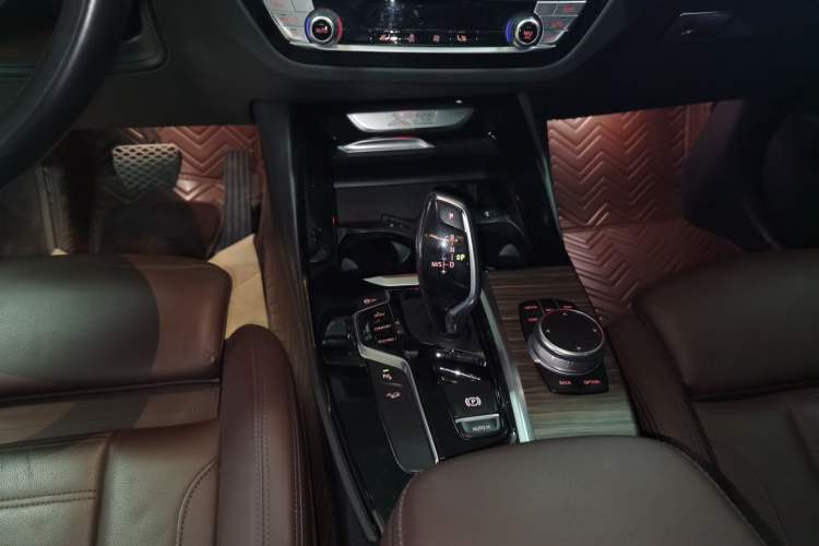 Used BMW X3 2018 xDrive28i Luxury Package China VI Emission Standard
