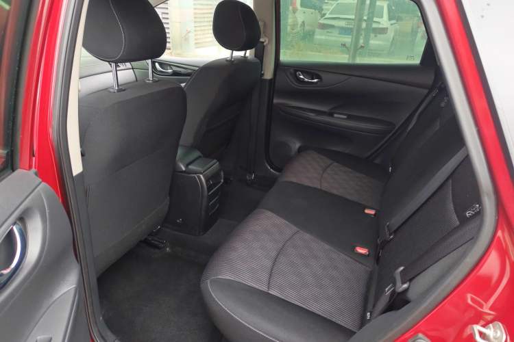 Used Nissan Tiida 2019 1.6L CVT Cool Edition China VI Standard Left Rear Seat