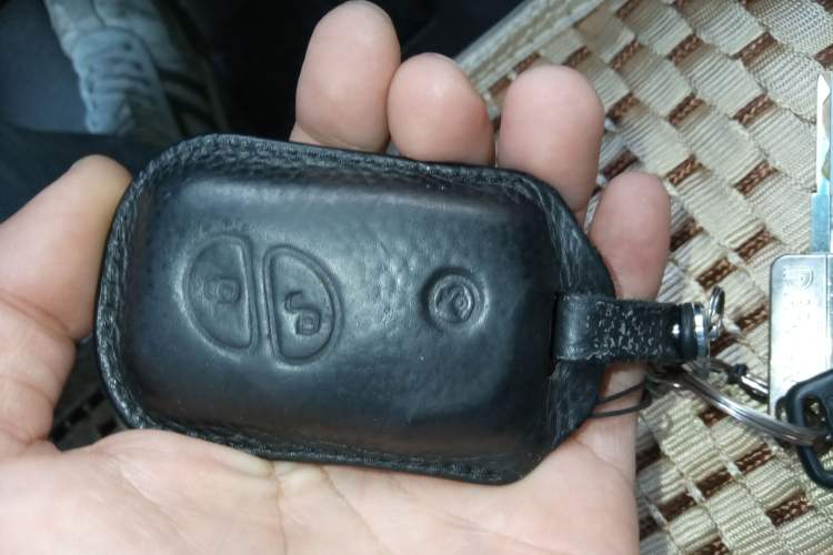 Used BYD S6 2013 Jingyue Edition 2.0L Manual Luxury Model 5 Seats
