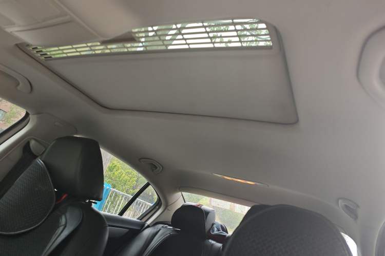 Used Volkswagen Magotan 2013 1.8TSI Premier Model Headliner