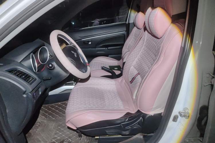 Used Mitsubishi ASX 2015 2.0L CVT Silk Road Commemorative Edition