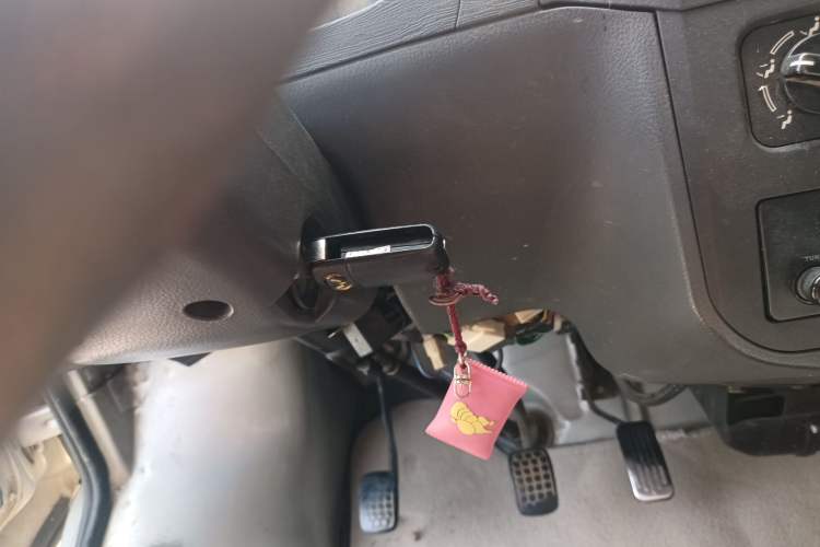 Used Wuling Zhiguang 2010 1.0L Liye Edition Vehicle Key