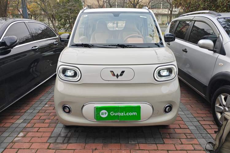 Used Wuling Hongguang MINIEV 2024 3rd Generation 215km Advanced Version
