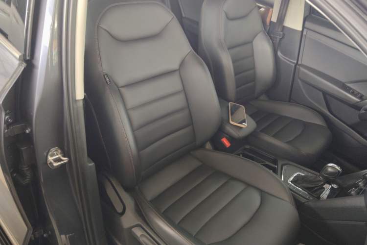 Used Volkswagen Tharu 2019 330TSI Four-Wheel Drive Luxury Edition China VI Standard
